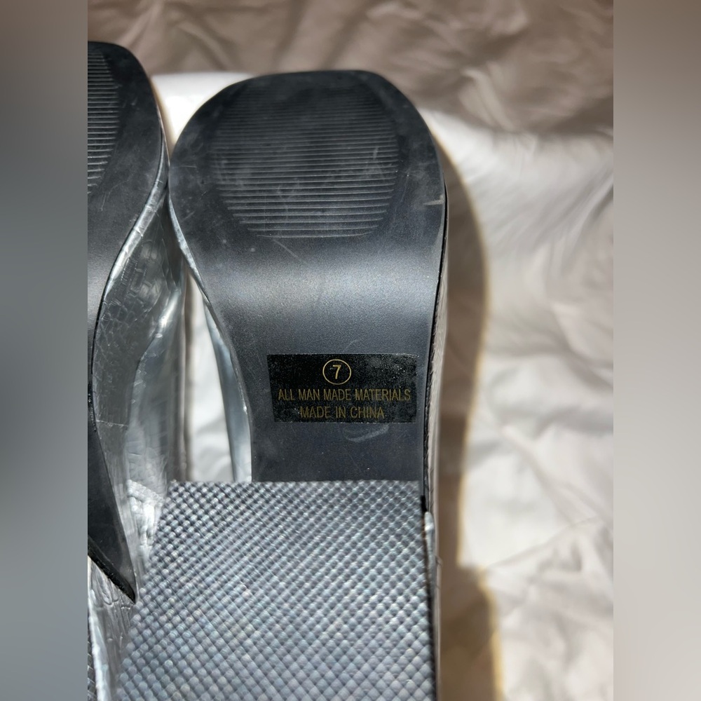 Silver sparkle platform Boots - Picture 8 of 9
